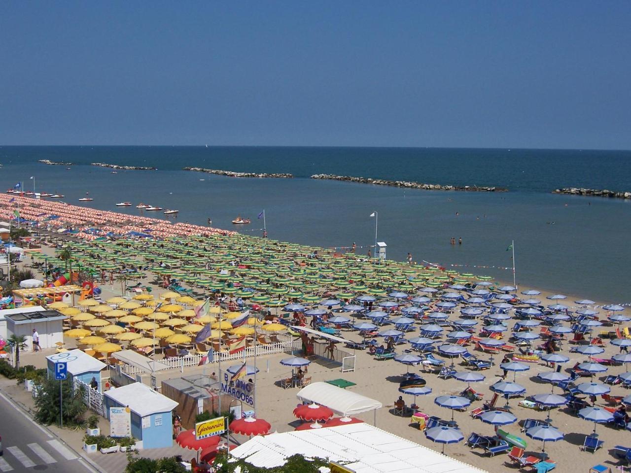 Hotel Silvana Bellaria-Igea Marina Buitenkant foto