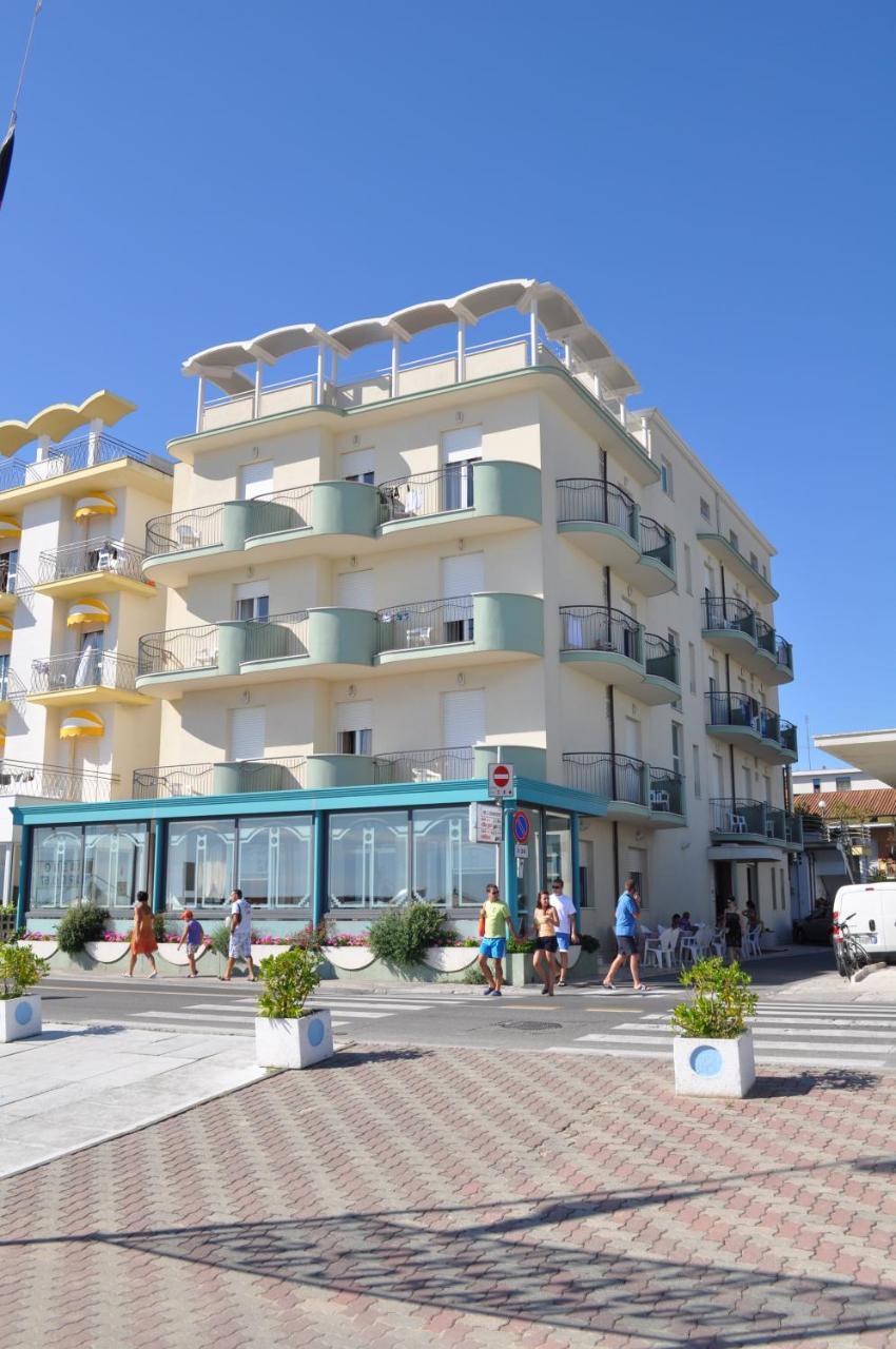 Hotel Silvana Bellaria-Igea Marina Buitenkant foto