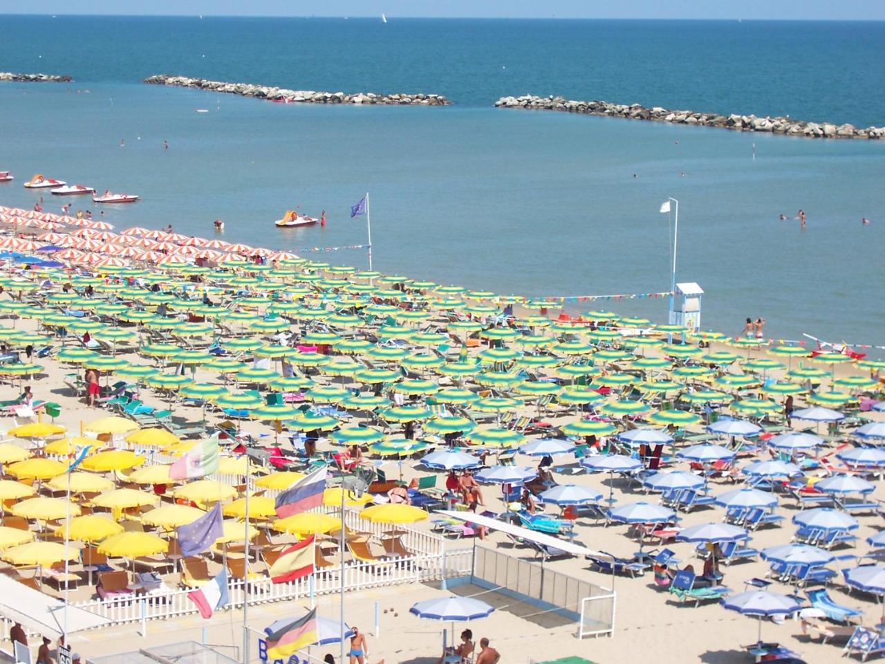 Hotel Silvana Bellaria-Igea Marina Buitenkant foto